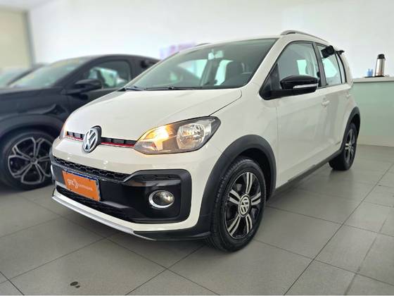 VOLKSWAGEN UP 1.0 170 TSI TOTAL FLEX XTREME 4P MANUAL VOLKSWAGEN UP 1.0 170 TSI TOTAL FLEX XTREME 4P MANUAL